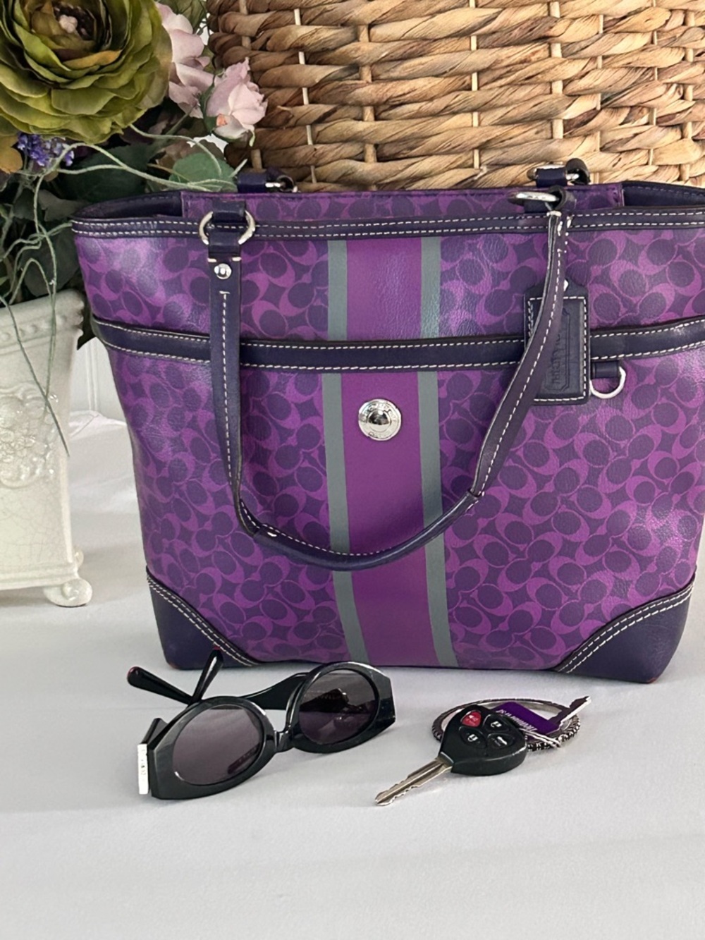 COACH “ Chelsea” Signature Heritage Tote, Vintage, Purple/Gray Style #15137